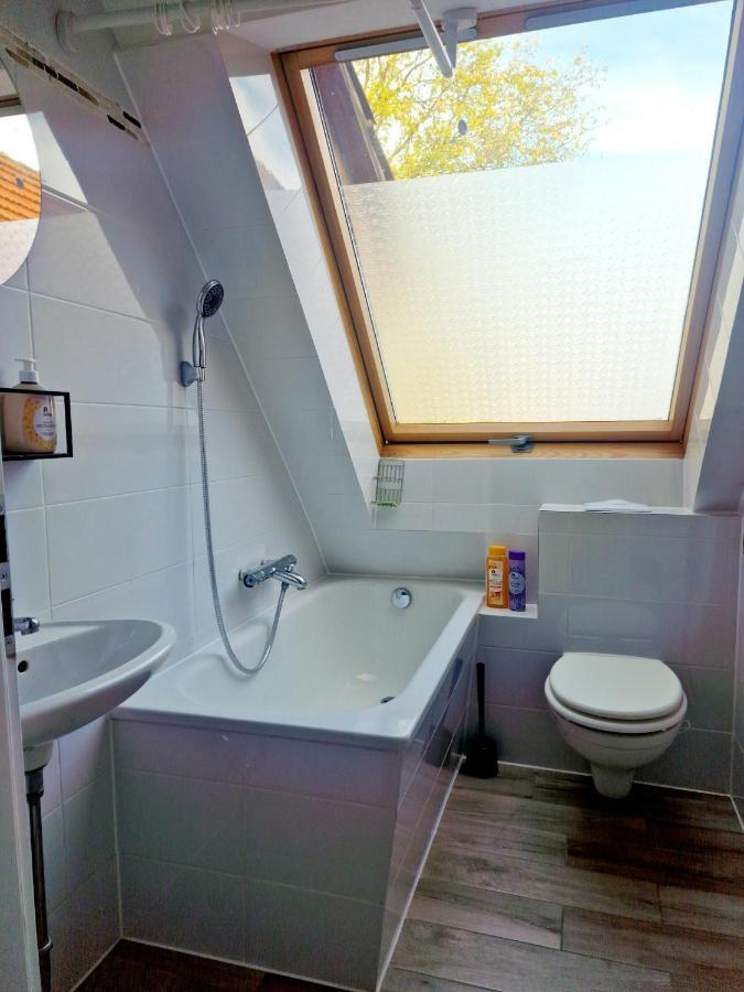 Apartment With Parking In Berlin 11 Экстерьер фото